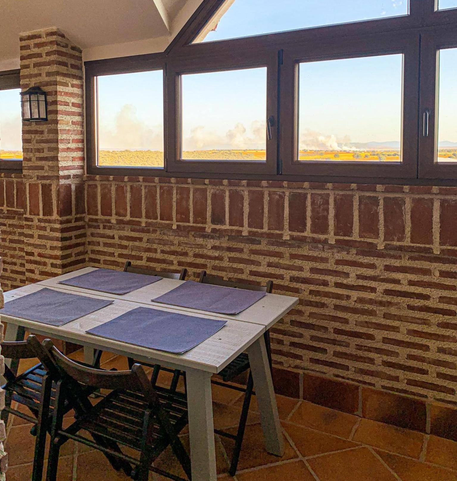 Complejo Rural Abiertas Hébergement de vacances *